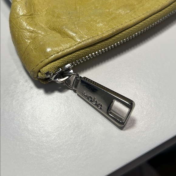 HOBO Yellow Leather Wallet with silver metal hardwate - Picture 11 of 12